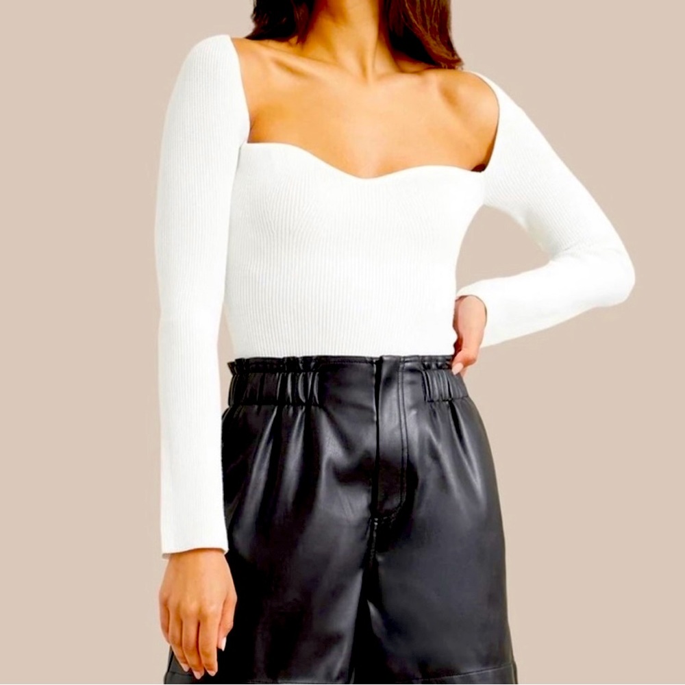 NWOT Modern Citizen Billie Sweetheart Neck Sweater in White